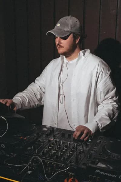 SHVNIA — преподаватель Pioneer DJ School