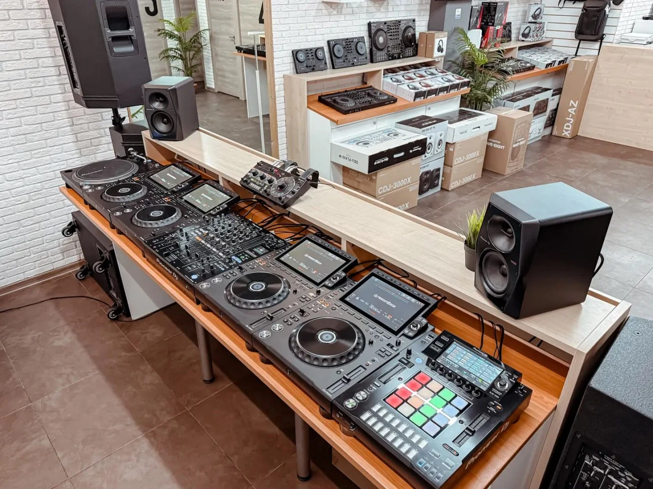 Интенсив Базовый DJ Курс