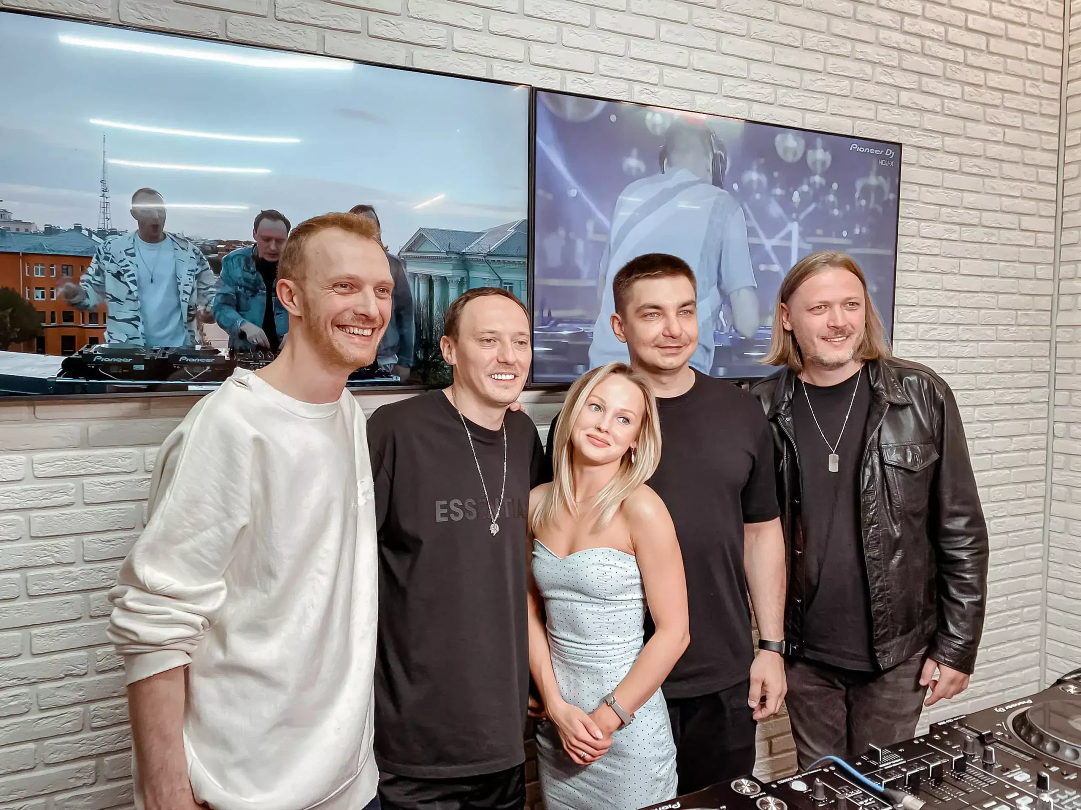 Сообщество Pioneer DJ School