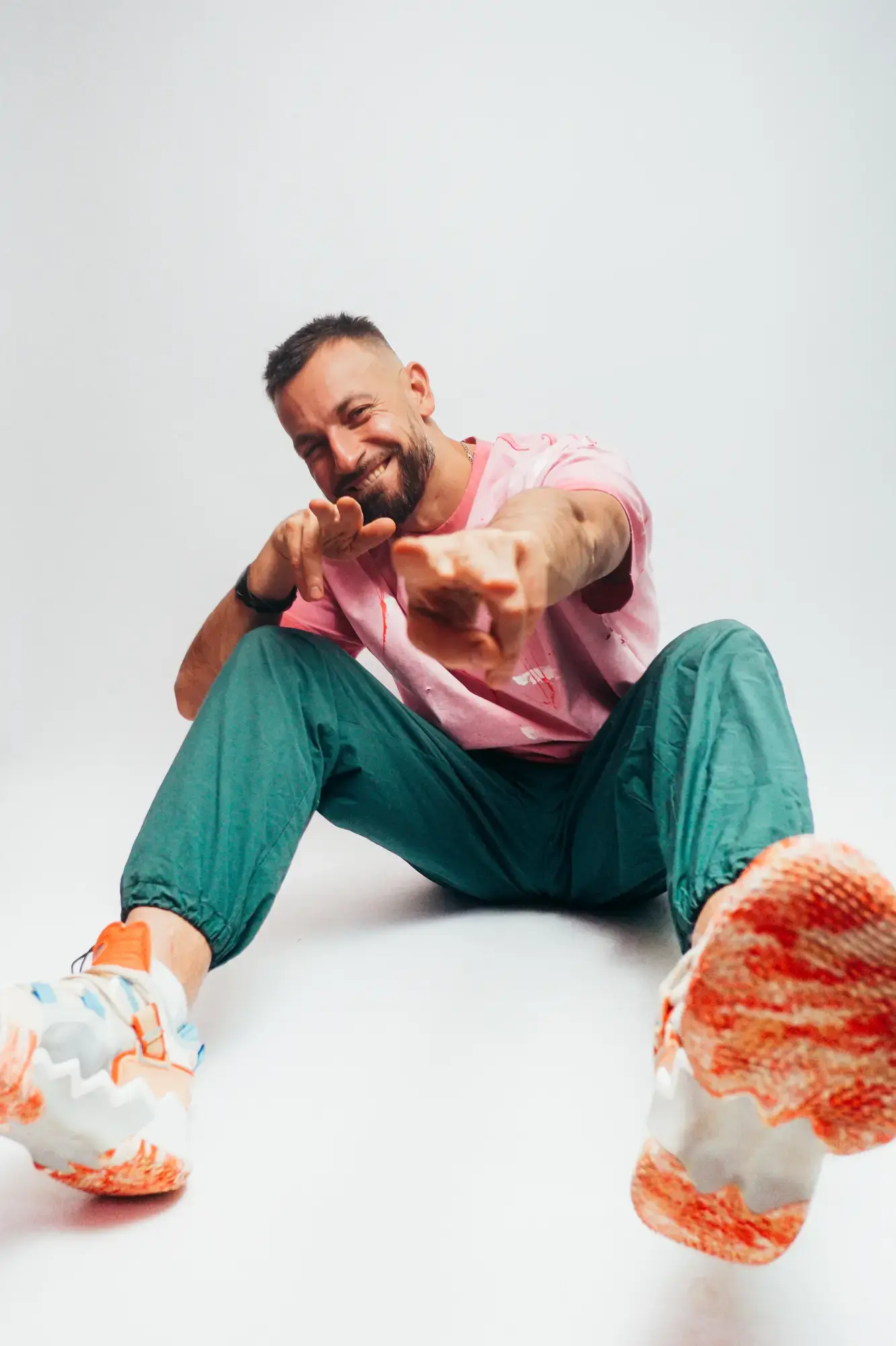 Слайд из фотографий школы Pioneer DJ School